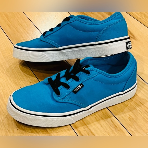 YOUTH VANS SIZE 4–SUPER COOL BLUE—GREAT USED CONDITION—CLEAN—UNISEX 💙💙 - Picture 9 of 13
